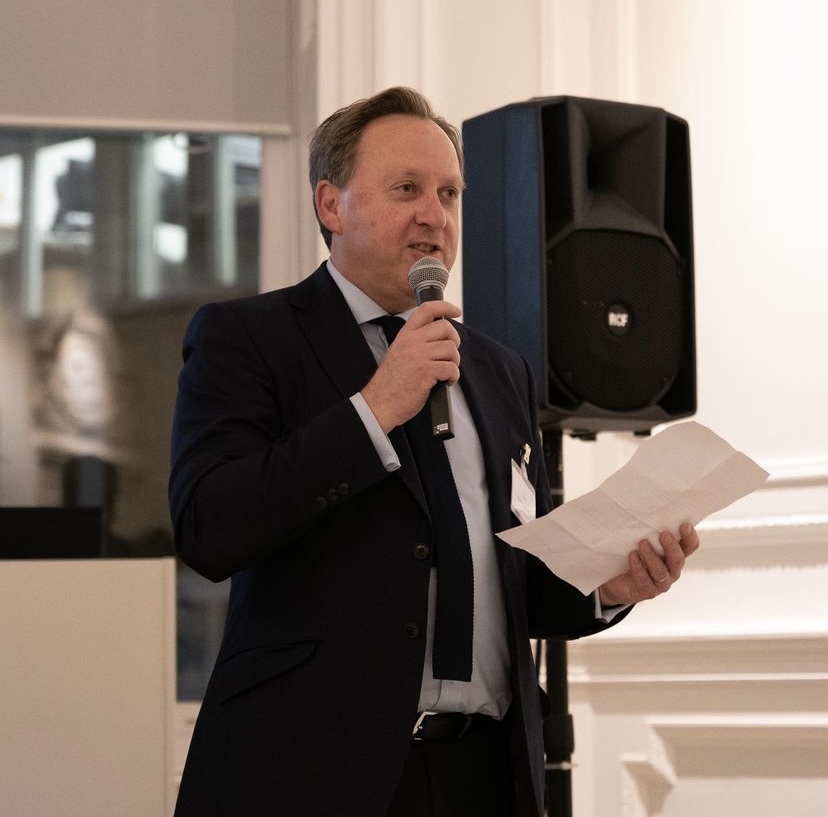 Glen Hardwick-Bruce – Art World Advisory Group Founder & CHRISTIE’S Education Programme Director
